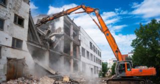 Промышленный демонтаж зданий Орехово-Зуево, цена от 2895 руб.